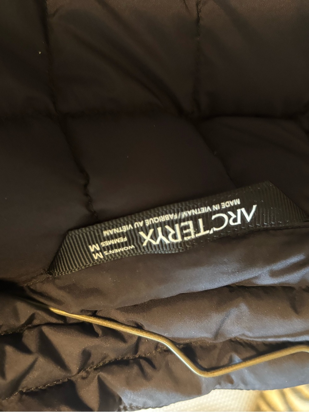 Arc'teryx Women's Black Quilted Puffer Jacket - Picture 10 of 10